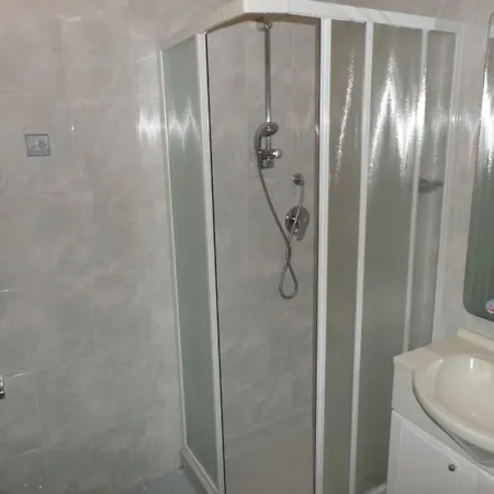Spacious For Families Close To The Apartment Bibione