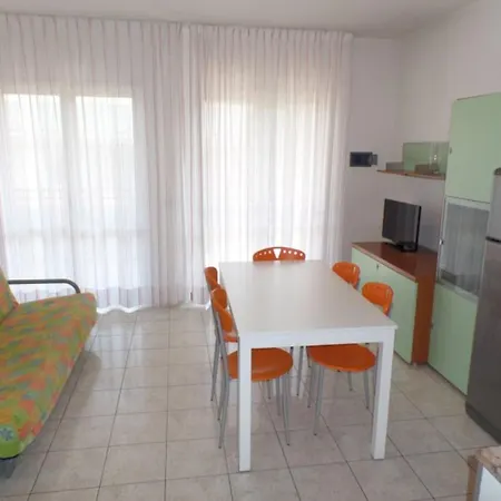 Spacious For Families Close To The Bibione